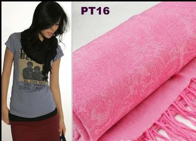 轻盈华美，尽显风姿——PASHMINA薄款提花围巾披肩